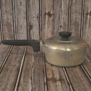 Vtg Magnalite Wagner Ware Sidney O The Gourmet Double‎ Spout Pan 4682 W/Lid 2qt